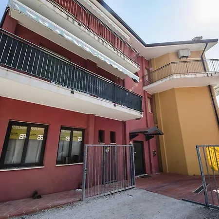 Residence Daytona Appartamento Due Camere Caorle Exterior photo